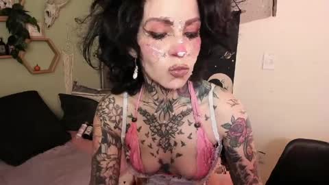 Isabella online show from 04.07.26