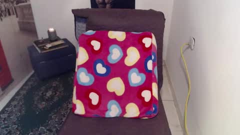 Snapshot of milf_valeria chatting on 09.09.25 Valeria online show from 09.09.25