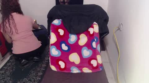 Snapshot of milf_valeria chatting on 09.15.25 Valeria online show from 09.15.25