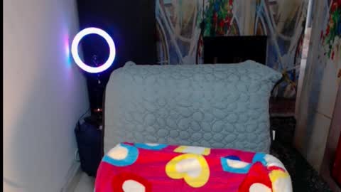 Snapshot of milf_valeria chatting on 11.10.25 Valeria online show from 11.10.25