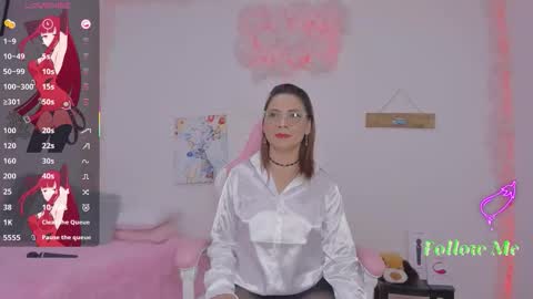 Aura  online show from 11.30.25