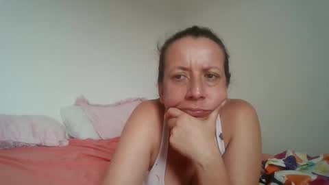 milfevha online show from 10.16.25