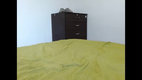 milfevha online show from 10.25.25