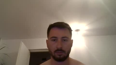 Snapshot of milfflover32 chatting on 09.21.25 milfflover32 online show from 09.21.25