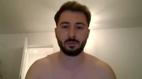 Snapshot of milfflover32 chatting on 11.11.25 milfflover32 online show from 11.11.25