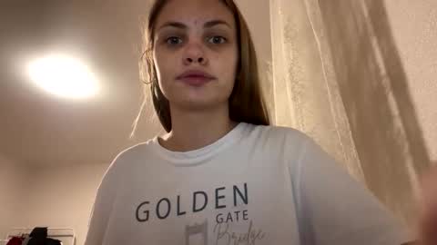 Snapshot of milia21 chatting on 10.07.25 milia21 online show from 10.07.25