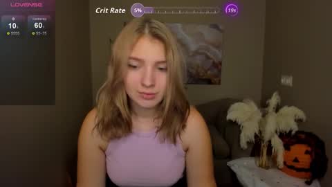 Snapshot of milinafox chatting on 11.01.25 milinafox online show from 11.01.25