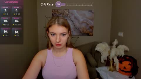 Snapshot of milinafox chatting on 11.02.25 milinafox online show from 11.02.25