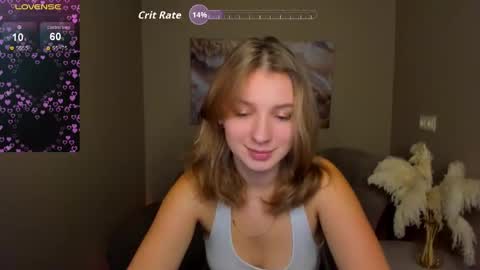 Snapshot of milinafox chatting on 11.06.25 milinafox online show from 11.06.25