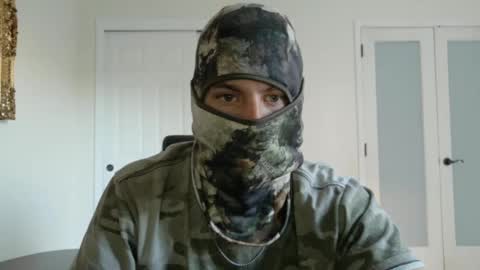 Snapshot of militaryfratboy chatting on 09.24.25 militaryfratboy online show from 09.24.25