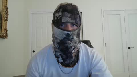 Snapshot of militaryfratboy chatting on 09.25.25 militaryfratboy online show from 09.25.25