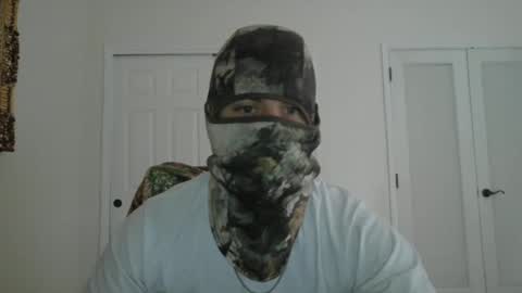 Snapshot of militaryfratboy chatting on 09.29.25 militaryfratboy online show from 09.29.25