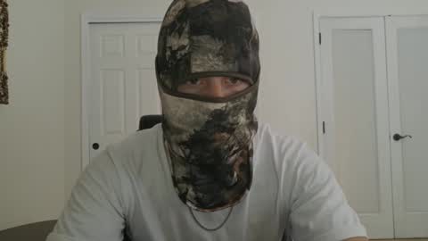 Snapshot of militaryfratboy chatting on 10.01.25 militaryfratboy online show from 10.01.25
