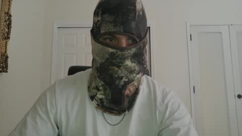 Snapshot of militaryfratboy chatting on 10.02.25 militaryfratboy online show from 10.02.25