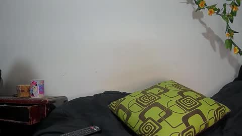 Snapshot of militoveruss2 chatting on 03.02.26 militoveruss2 online show from 03.02.26