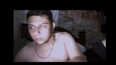 Snapshot of milk_boy25 chatting on 09.16.25 milk_boy25 online show from 09.16.25