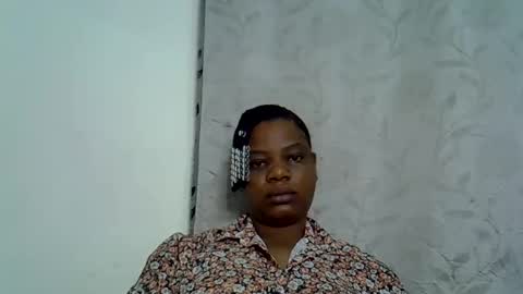 Snapshot of milk_titz chatting on 01.23.25 kinwity online show from 01.23.25