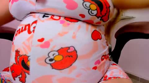 milk_zafira online show from 11.08.25