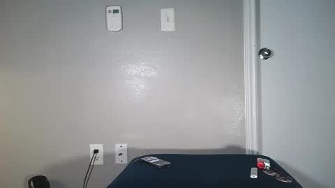 Snapshot of milkandhoneybby chatting on 10.19.25 Honey online show from 10.19.25