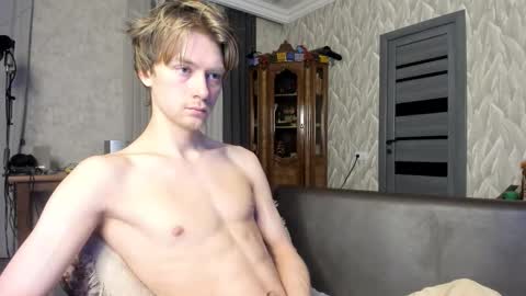 Isaac online show from 03.11.26