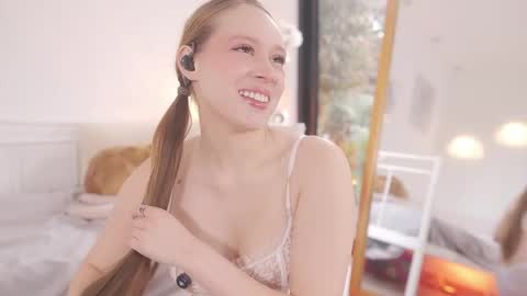 milky_0 online show from 05.31.26