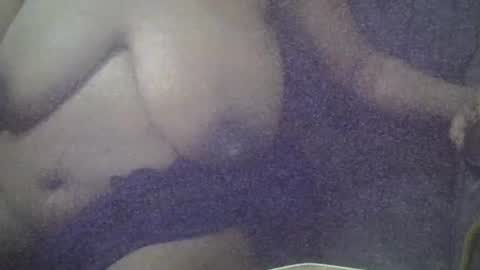 Snapshot of milkymom256 chatting on 12.02.25 milkymom256 online show from 12.02.25