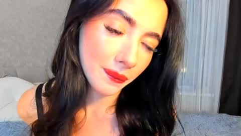 milla moore online show from 10.18.25