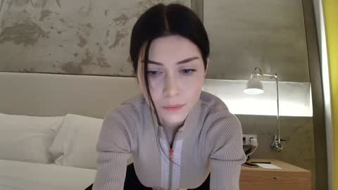 Snapshot of milla_bella chatting on 02.09.26 milla bella online show from 02.09.26