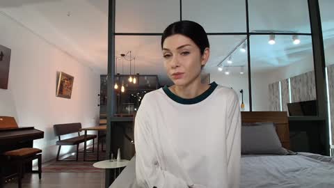 Snapshot of milla_bella chatting on 02.24.26 milla bella online show from 02.24.26