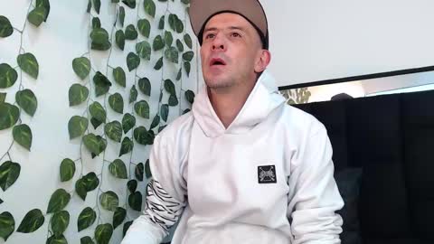 Milan Rossi online show from 01.12.26