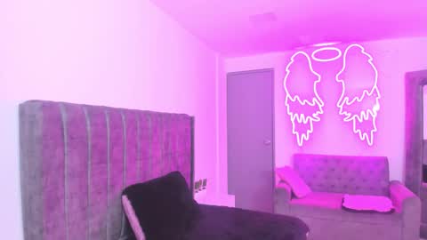 Snapshot of miller_silvana chatting on 02.26.26 miller_silvana online show from 02.26.26