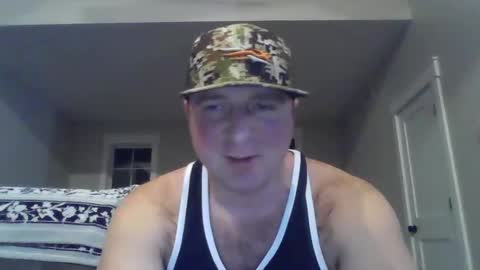 Snapshot of millertimenow34 chatting on 01.04.25 millertime feet bigcock hairy straight muscles online show from 01.04.25