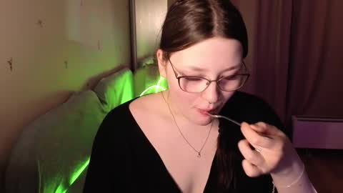 Millie online show from 03.13.26