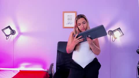 Millie online show from 04.19.26