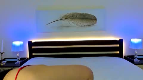 Snapshot of milly_hottt chatting on 11.18.25 Milly online show from 11.18.25