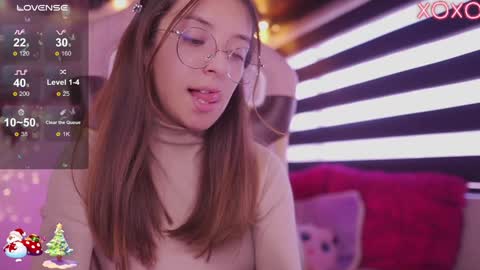 Snapshot of milly_kenner chatting on 12.14.24 MILLY online show from 12.14.24