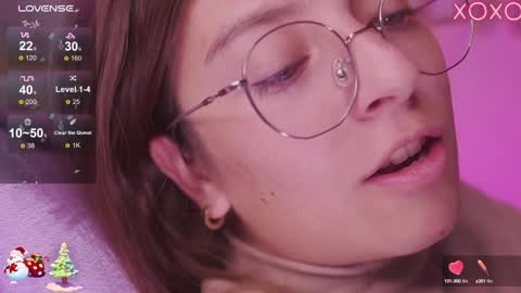 Snapshot of milly_kenner chatting on 12.15.24 MILLY online show from 12.15.24