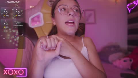 Snapshot of milly_kenner chatting on 01.17.25 MILLY online show from 01.17.25