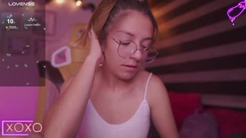 Snapshot of milly_kenner chatting on 01.19.25 MILLY online show from 01.19.25