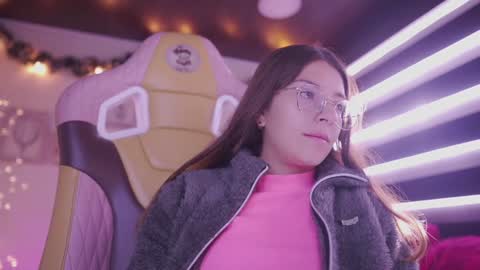 Snapshot of milly_kenner chatting on 01.22.25 MILLY online show from 01.22.25