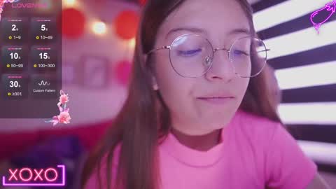 Snapshot of milly_kenner chatting on 02.12.25 MILLY online show from 02.12.25