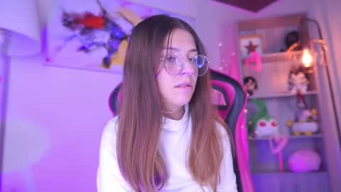 Snapshot of milly_kenner chatting on 02.24.25 MILLY online show from 02.24.25