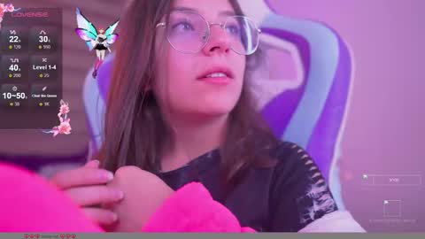 Snapshot of milly_kenner chatting on 09.25.25 MILLY online show from 09.25.25