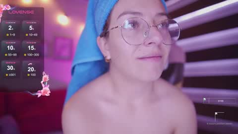 Snapshot of milly_kenner chatting on 09.30.25 MILLY online show from 09.30.25