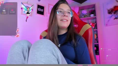 Snapshot of milly_kenner chatting on 10.03.25 MILLY online show from 10.03.25