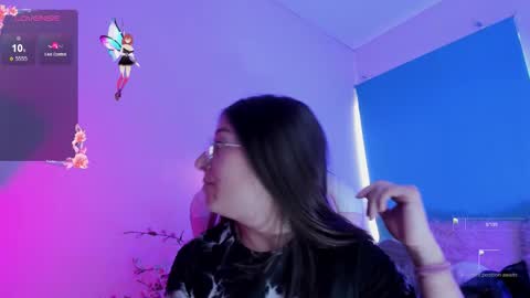 Snapshot of milly_kenner chatting on 11.24.25 MILLY online show from 11.24.25