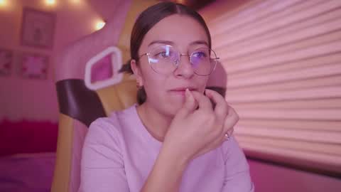 Snapshot of milly_kenner chatting on 02.03.26 MILLY online show from 02.03.26