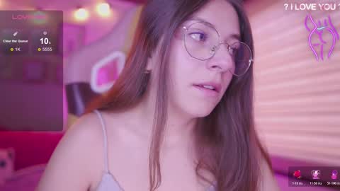 Snapshot of milly_kenner chatting on 02.25.26 MILLY online show from 02.25.26