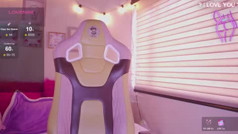 Snapshot of milly_kenner chatting on 03.03.26 MILLY online show from 03.03.26