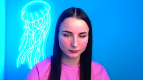 Snapshot of milly_liss chatting on 12.23.24 Milly online show from 12.23.24